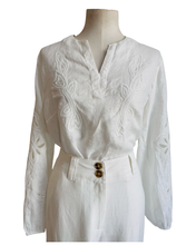 Load image into Gallery viewer, MARRAKESH LINEN BLOUSE