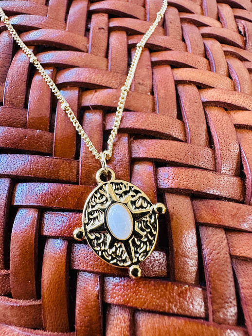 CHAPELLE PENDANT NECKLACE