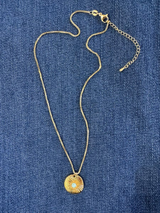 LUNAR PENDANT NECKLACE