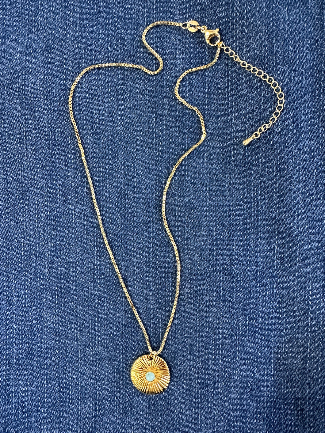 LUNAR PENDANT NECKLACE