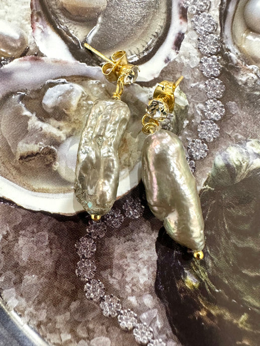 FRESHWATER PEARL drop  18k gold plated