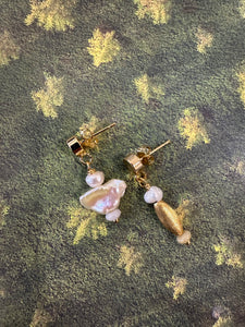 ODD DROPS  gold and pearl