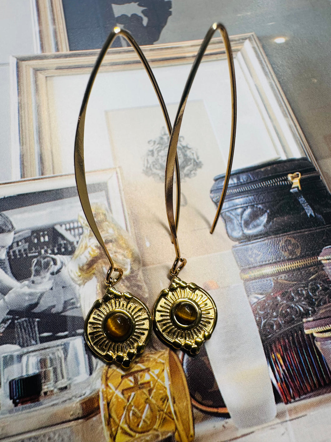 SUN TEMPLE HOOKS by DAISY LOURDES BIJOUX