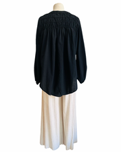 Load image into Gallery viewer, GET SET BLOUSE black