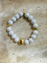 Load image into Gallery viewer, 18k GOLD DISC BRACELET