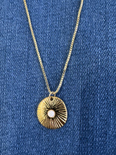 Load image into Gallery viewer, LUNAR PENDANT NECKLACE
