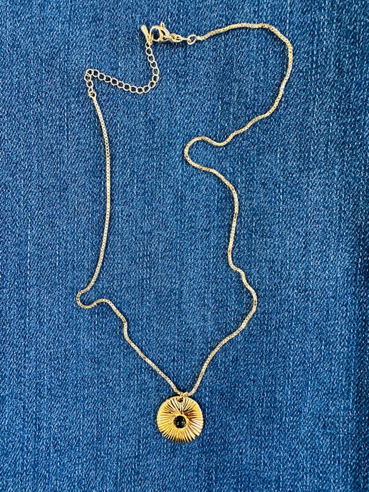 LUNAR PENDANT NECKLACE