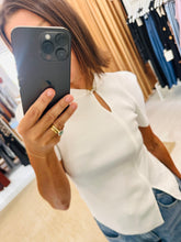 Load image into Gallery viewer, STATUS QUO TOP white