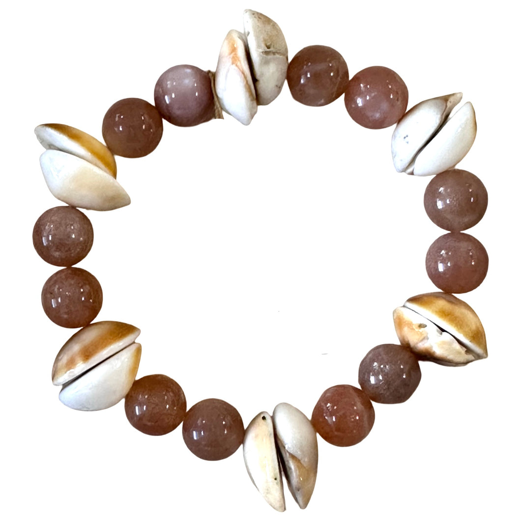 SUNSTONE+SHELL BRACELET by DAISY LOURDES BIJOUX