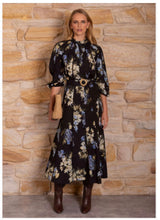 Load image into Gallery viewer, NIGHT FLOWER SKIRT