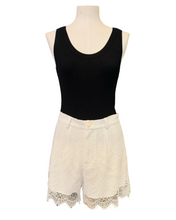Load image into Gallery viewer, LILOU LACE SHORT white